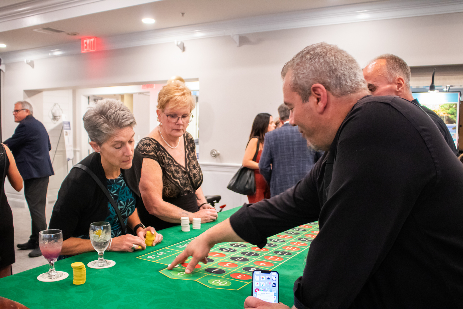 Save 'Em by the Sea Casino Night benefitting Humane Animal Partners - Save 'Em by the Sea Casino Night benefitting Humane Animal Partners
