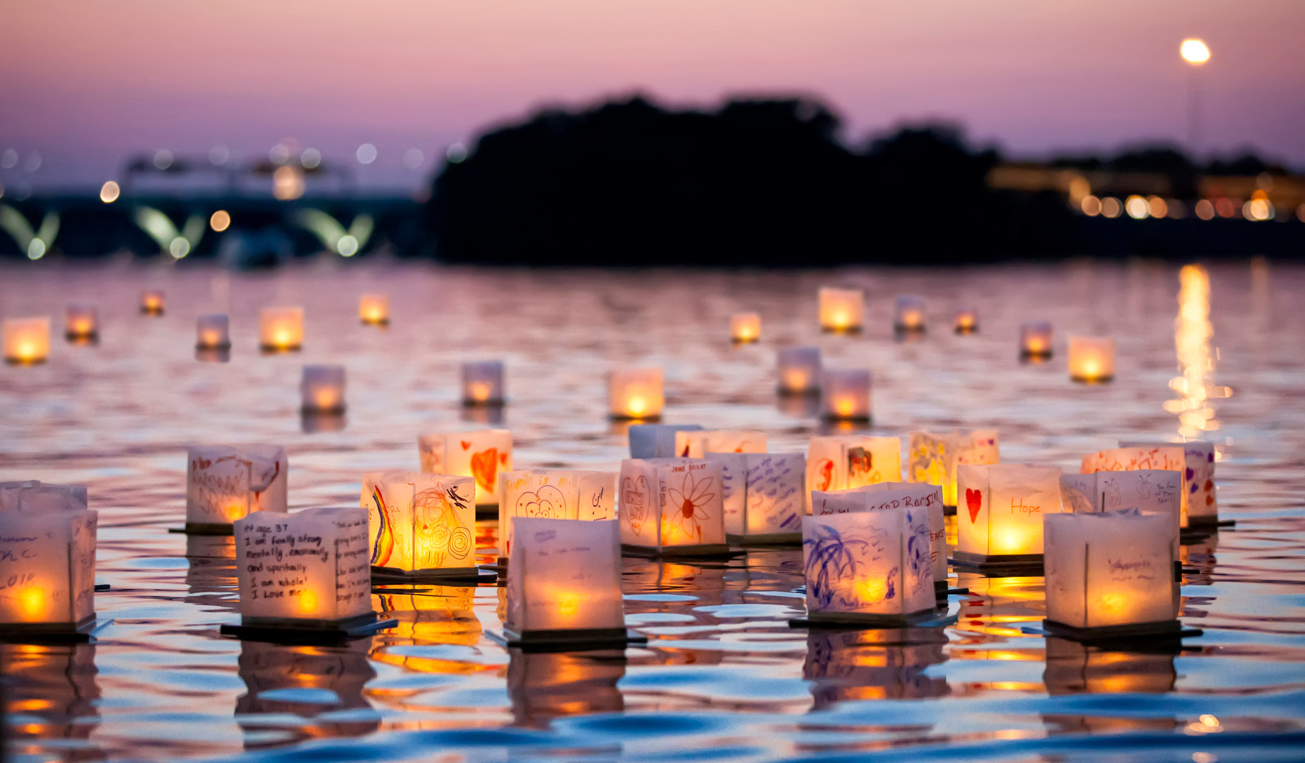 Los Angeles Water Lantern Festival