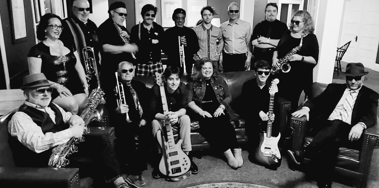 Christmas Bash with everyones fav- The Rockingham Groove Band - Christmas Bash with everyones fav- The Rockingham Groove Band