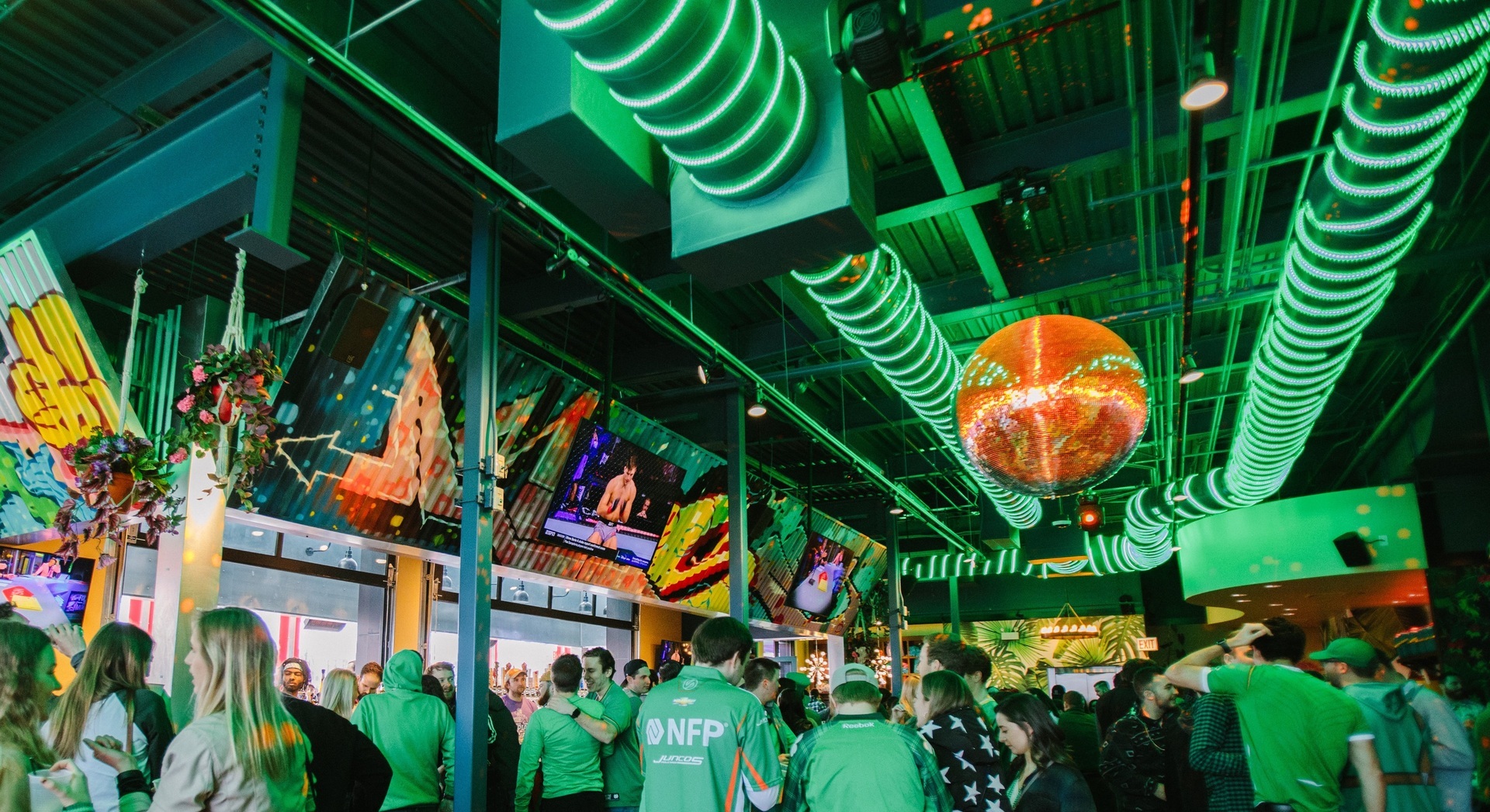 St. Paddy's Day Chicago @ Utopian Tailgate