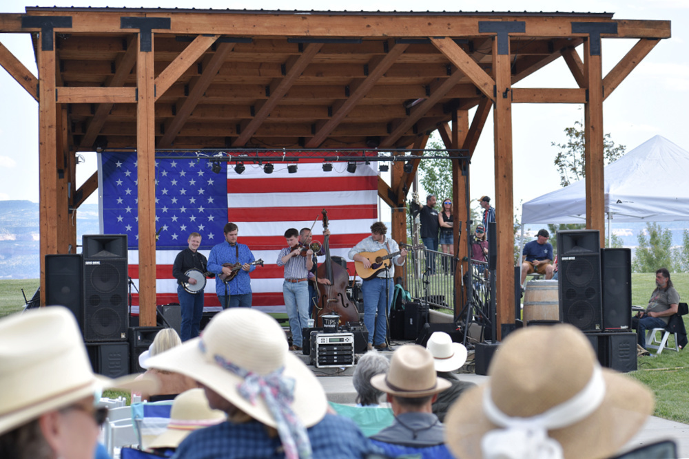 Pickin' in The Rockies - Pickin' in The Rockies
