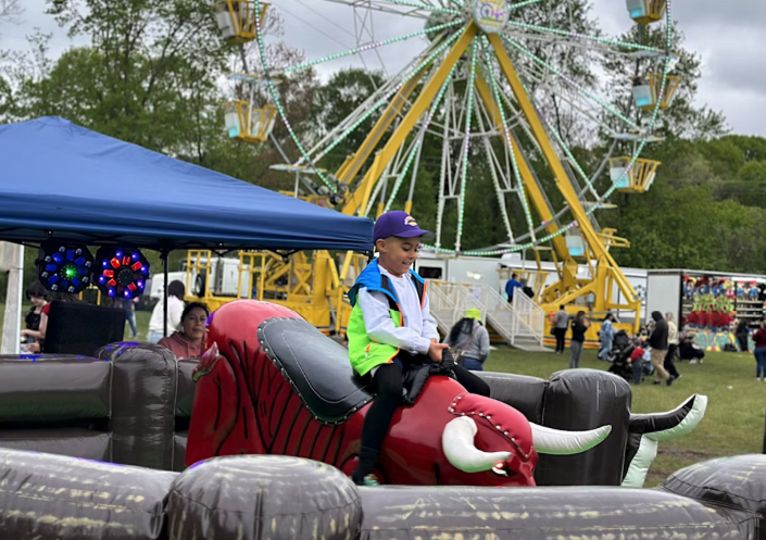 CT Food Truck Battles Music, Rides & Food Festival - CT Food Truck Battles Music, Rides & Food Festival