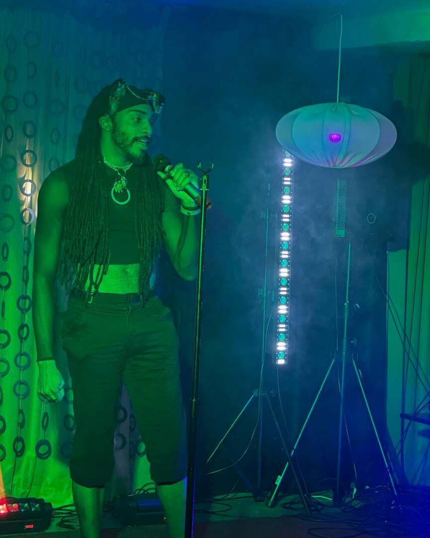 90's Karaoke Party @ The Lounge In Northside - 90's Karaoke Party @ The Lounge In Northside