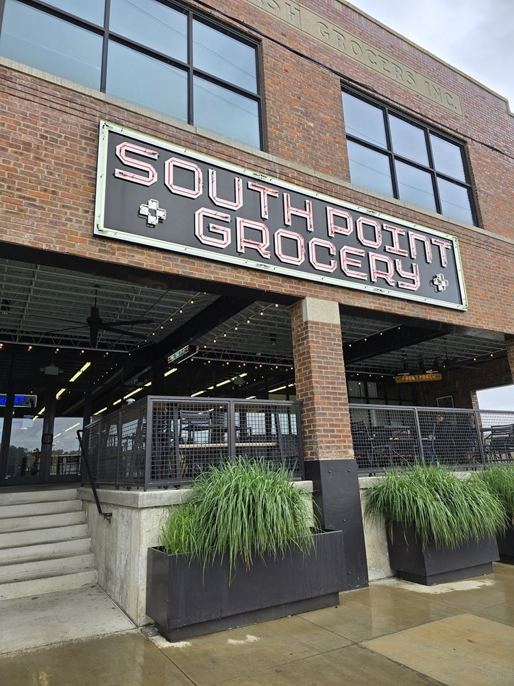 Live Music on the Porch featuring Gia Welch and JD Westmoreland