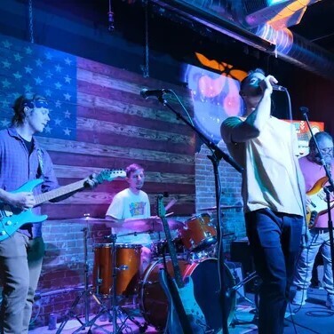 FRONT RANGE VILLAGE TO HOST FREE SUMMER MUSIC PERFORMANCE BY ‘THE HONEY ROSES’