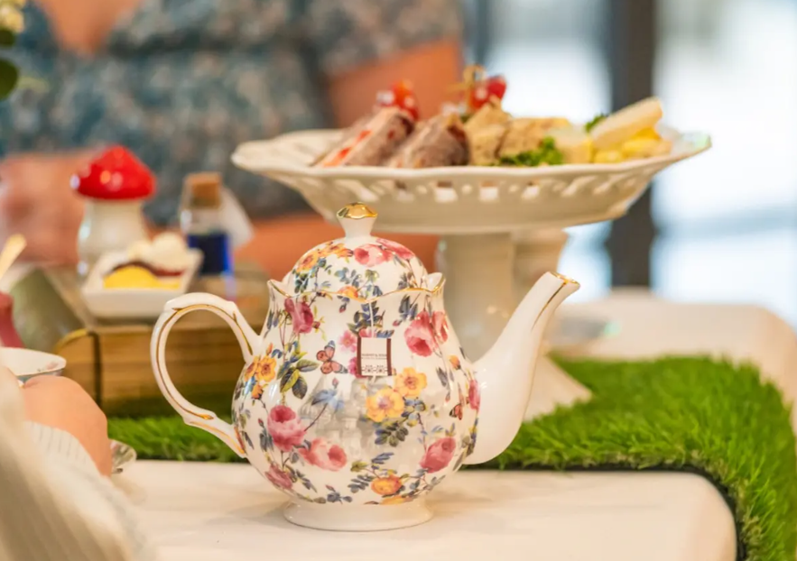 Alice's Tea Party