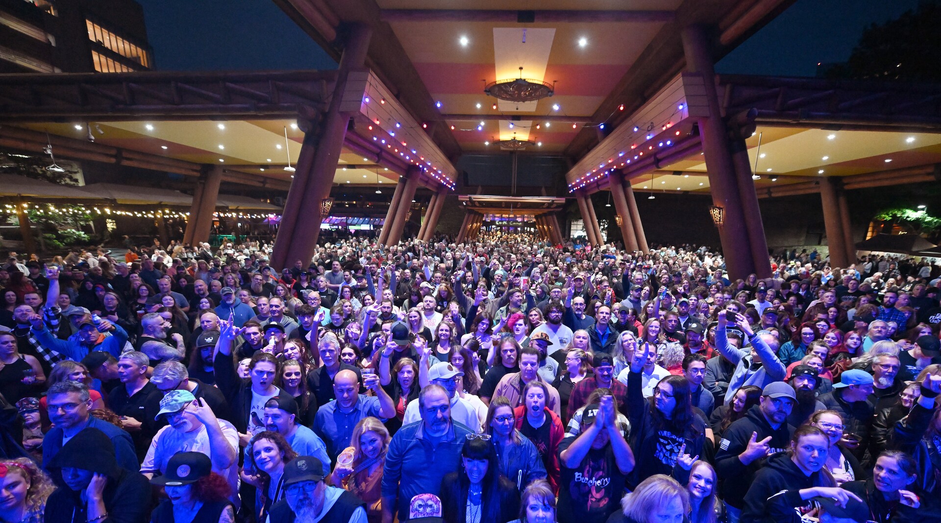 The Roots Live at Mohegan Sun on August 2nd - The Roots Live at Mohegan Sun on August 2nd