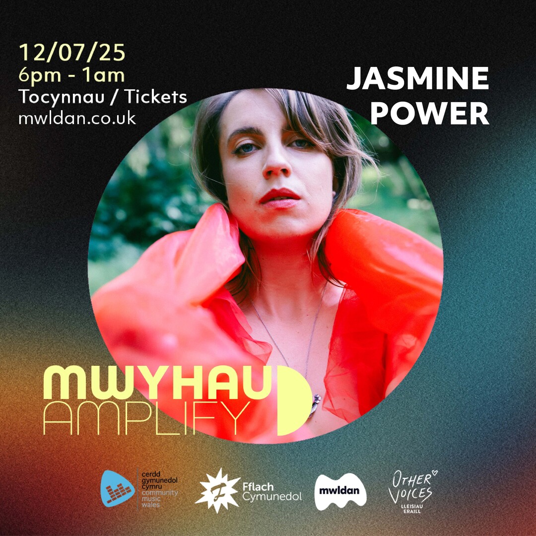 Mwyhau - Amplify - Mwyhau - Amplify