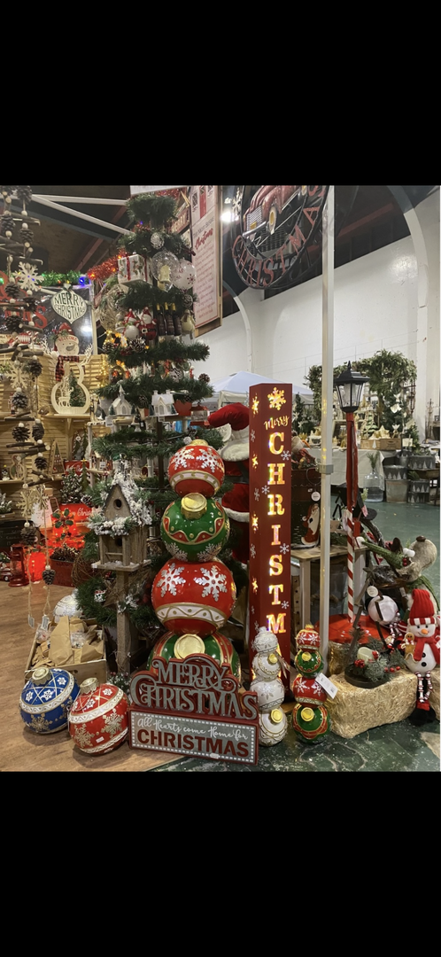 Santa’s Helpers Holiday Market