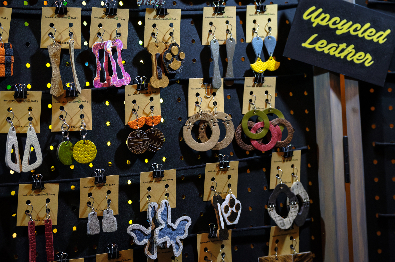 Holiday Market: A Nowhere Collective Collaboration at Lincoln Park Zoo - Holiday Market: A Nowhere Collective Collaboration at Lincoln Park Zoo