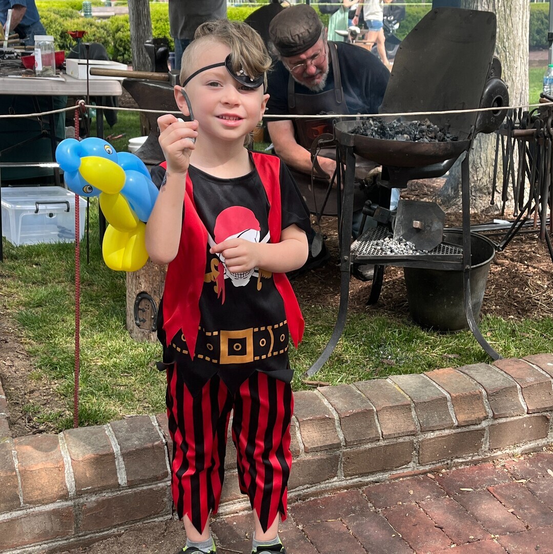 Pirates Invade Yorktown Weekend - Pirates Invade Yorktown Weekend