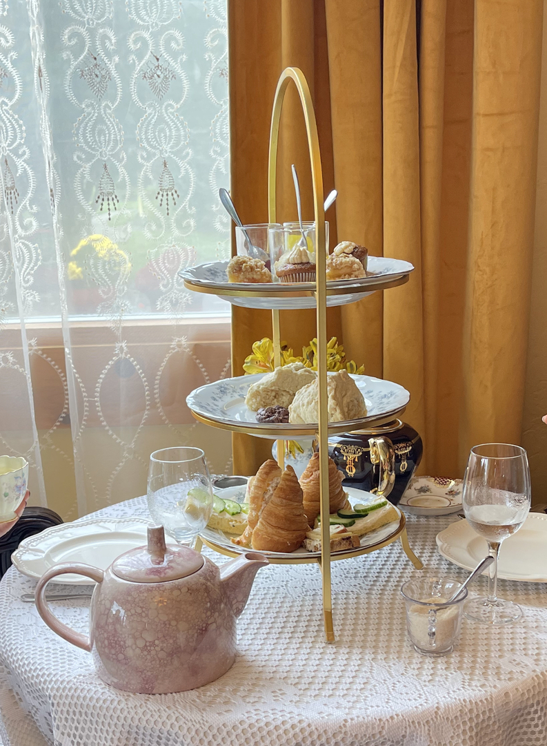 Tea and Tulips - Tea and Tulips