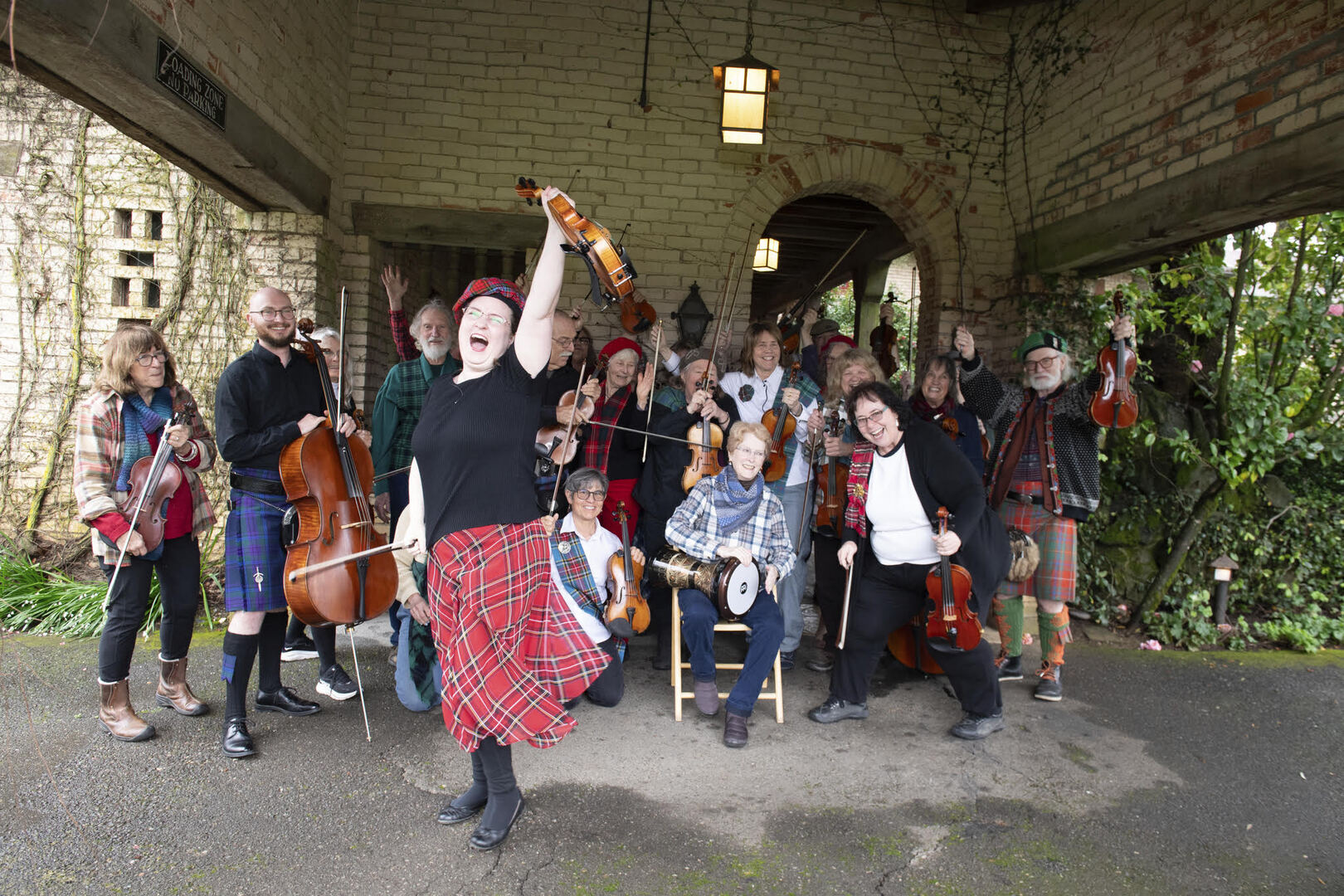SF Scottish Fiddlers Stravaig Spring Concerts led by Caroline McCaskey