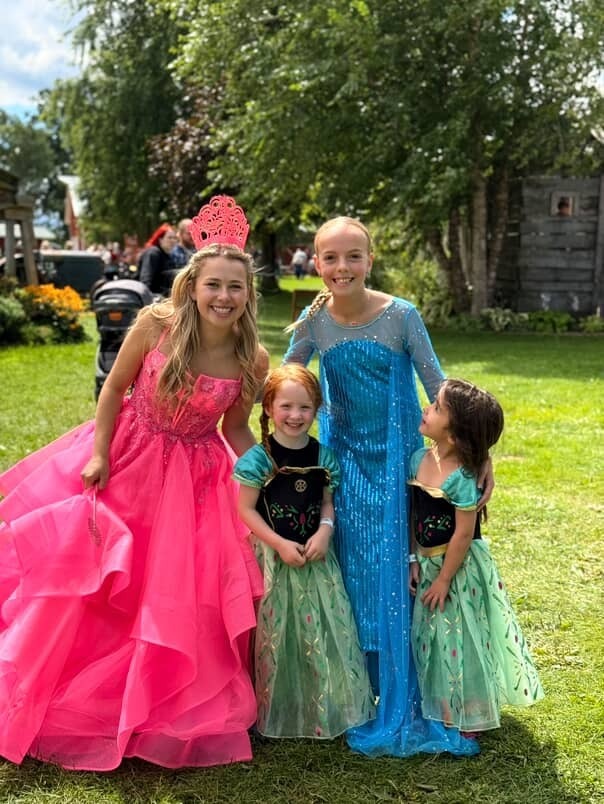 Princesses and Pirates - Princesses and Pirates