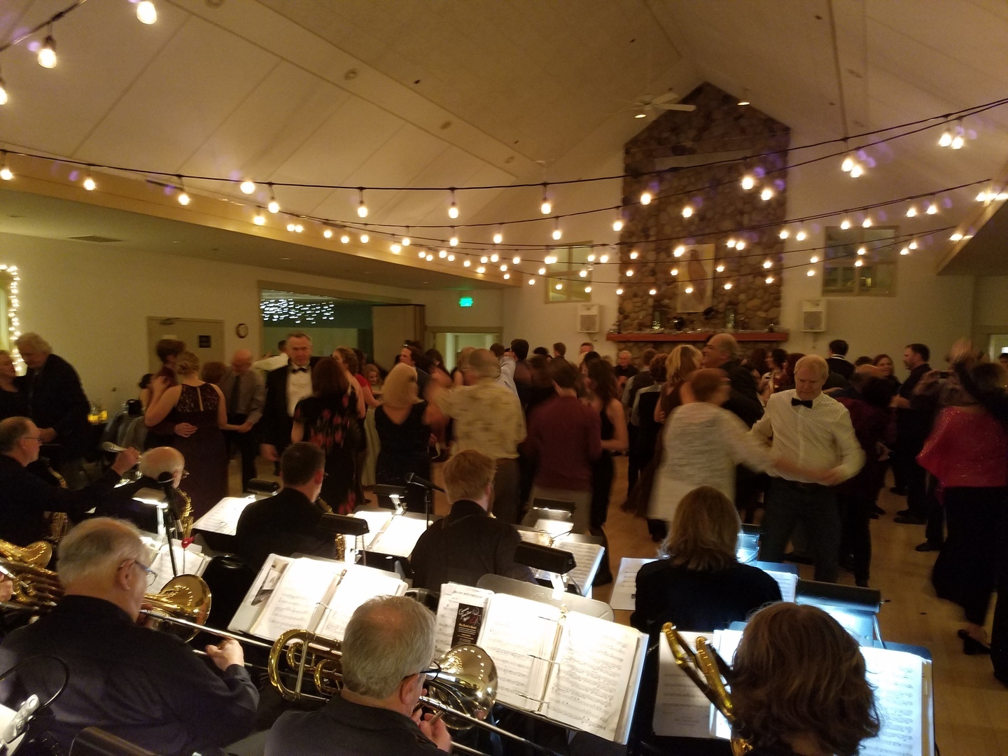Big Band Community Swing Dance With Lessons - Big Band Community Swing Dance With Lessons
