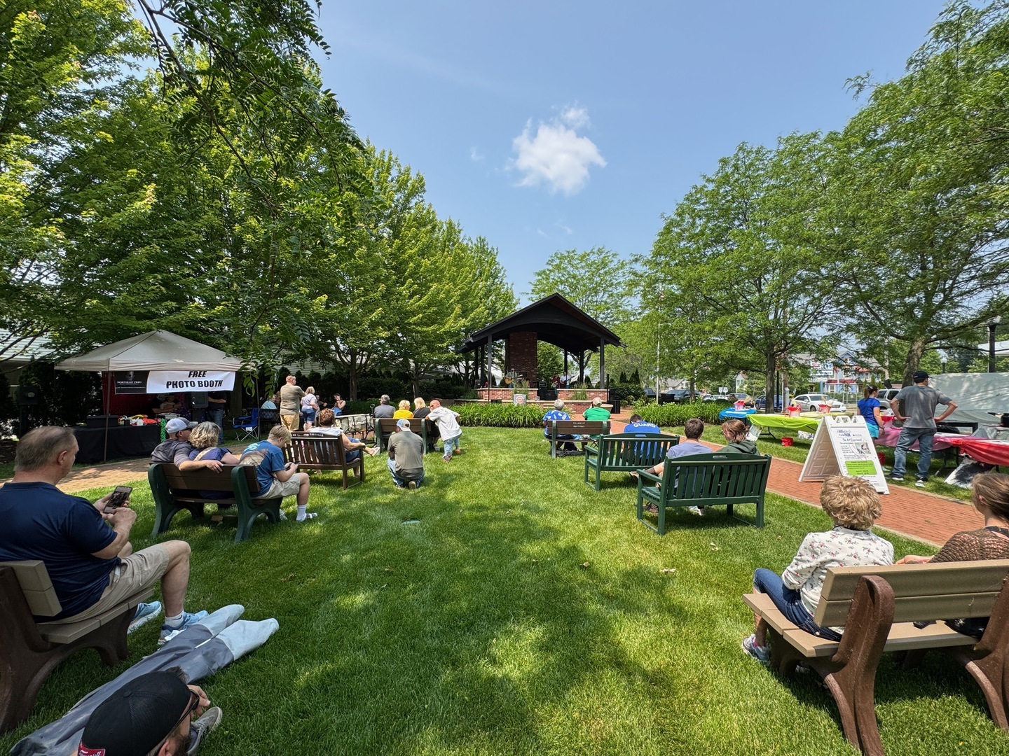 Hartville Art in the Park - Hartville Art in the Park