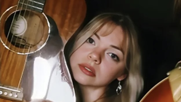 LARA LOUISE Band - LARA LOUISE Band