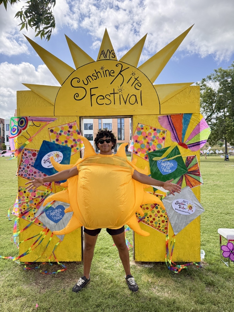 3rd Annual Avy's Sunshine Kite Festival - 3rd Annual Avy's Sunshine Kite Festival
