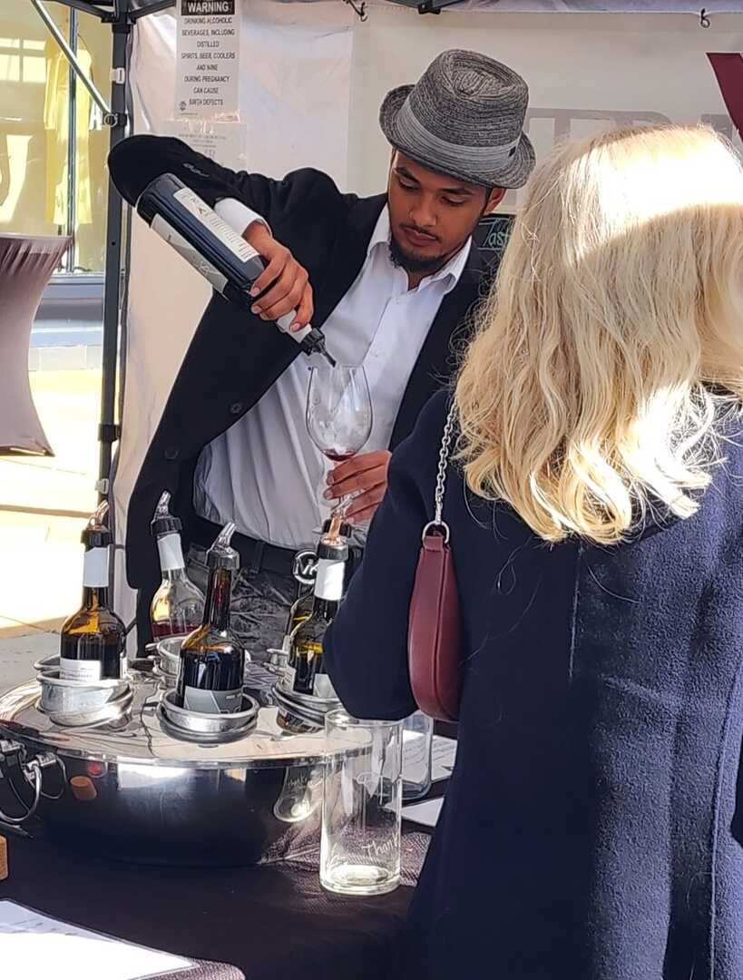 Kierland Fine Art & Wine Festival (Fall) - Kierland Fine Art & Wine Festival (Fall)