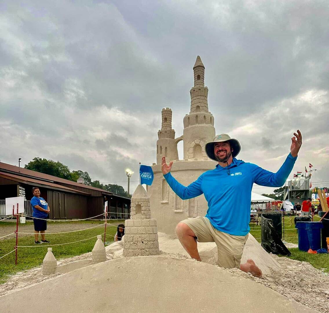 Create A Castle Live Sculptor Demonstration & Interactive Station During Raspberry Festival