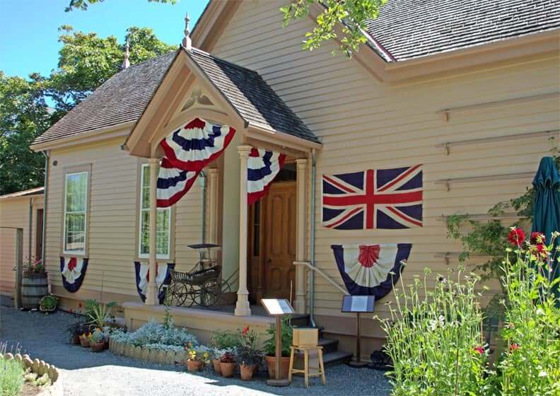 Victorian Garden Party - Victorian Garden Party