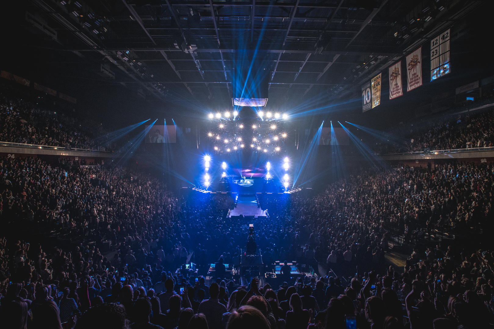 DJ Cassidy's Pass The Mic Live! Brings Hip-Hop Royalty to Mohegan Sun - DJ Cassidy's Pass The Mic Live! Brings Hip-Hop Royalty to Mohegan Sun