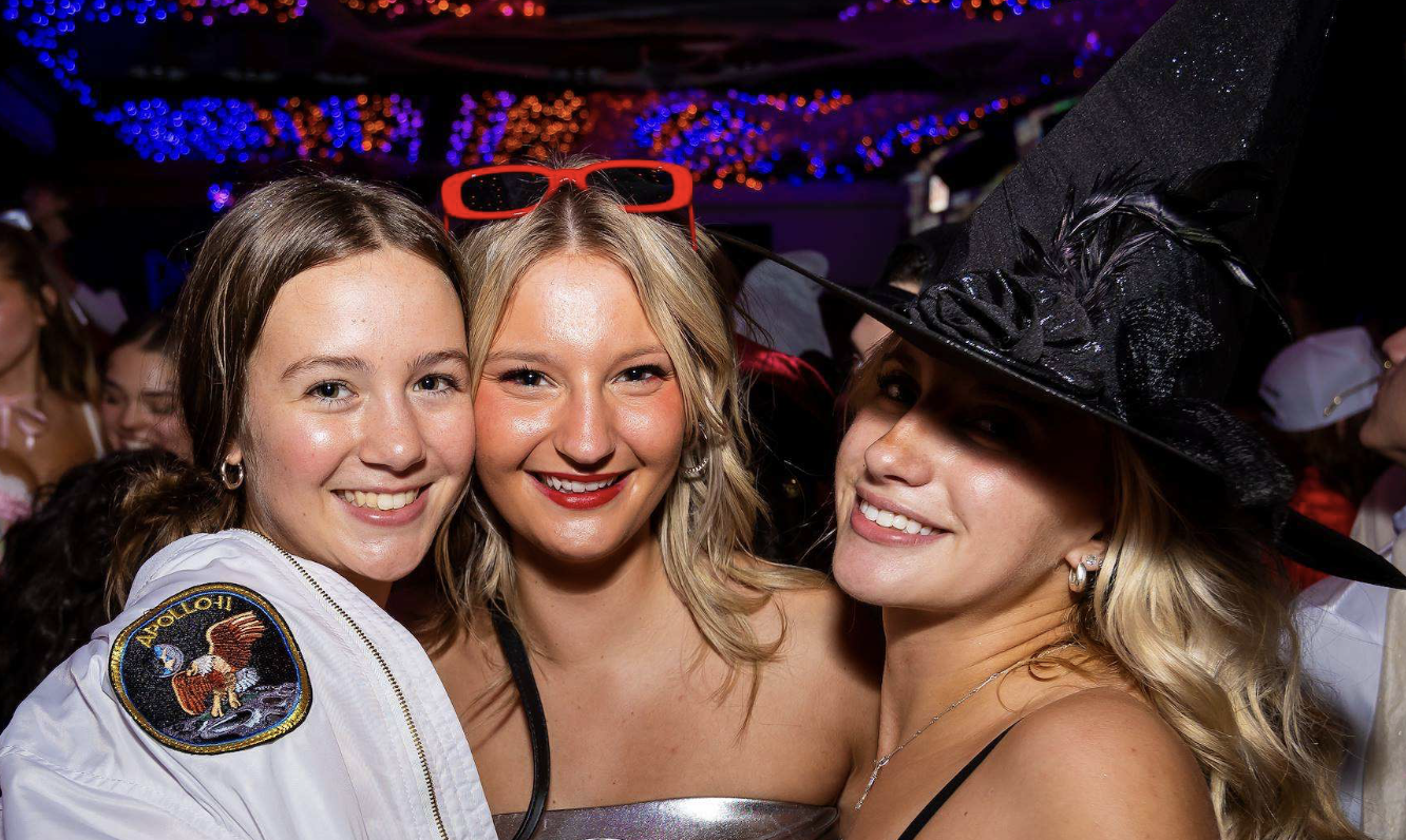 Crawlloween: Wicker Park Halloween Bar Crawl on Saturday 10/31